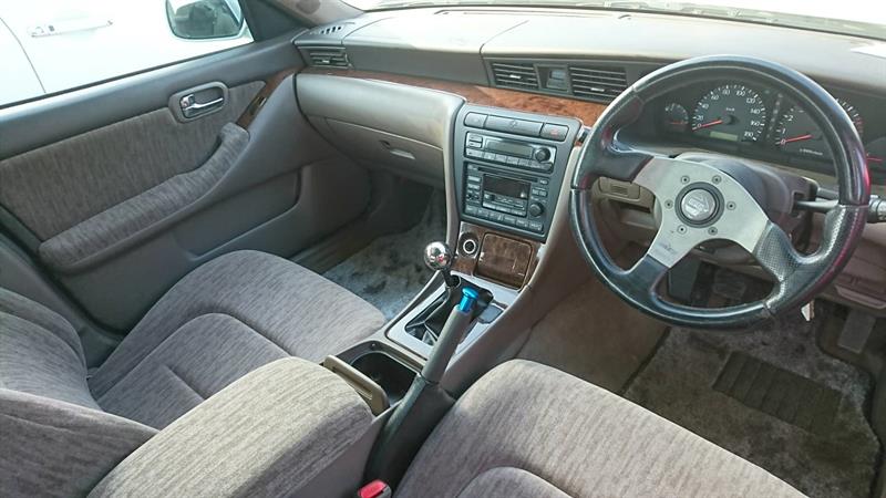 1997 Nissan LAUREL