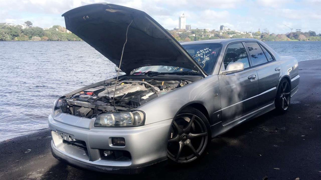 1998 Nissan Skyline